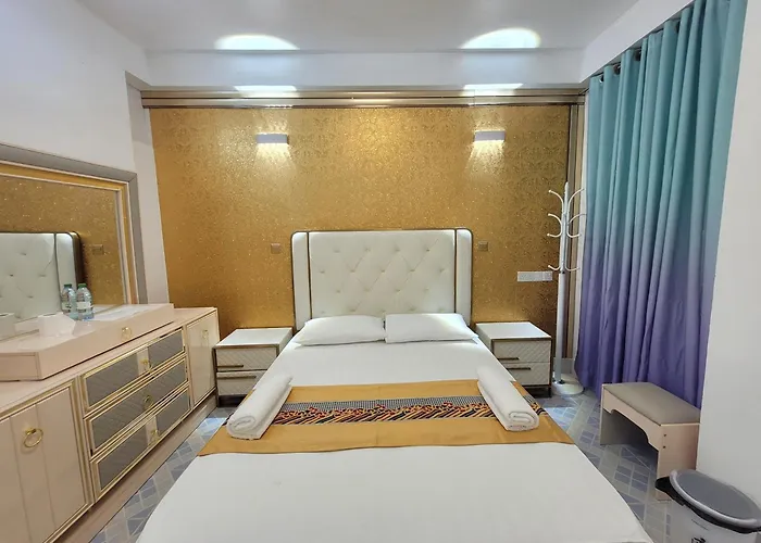Ontrack Travel - Room